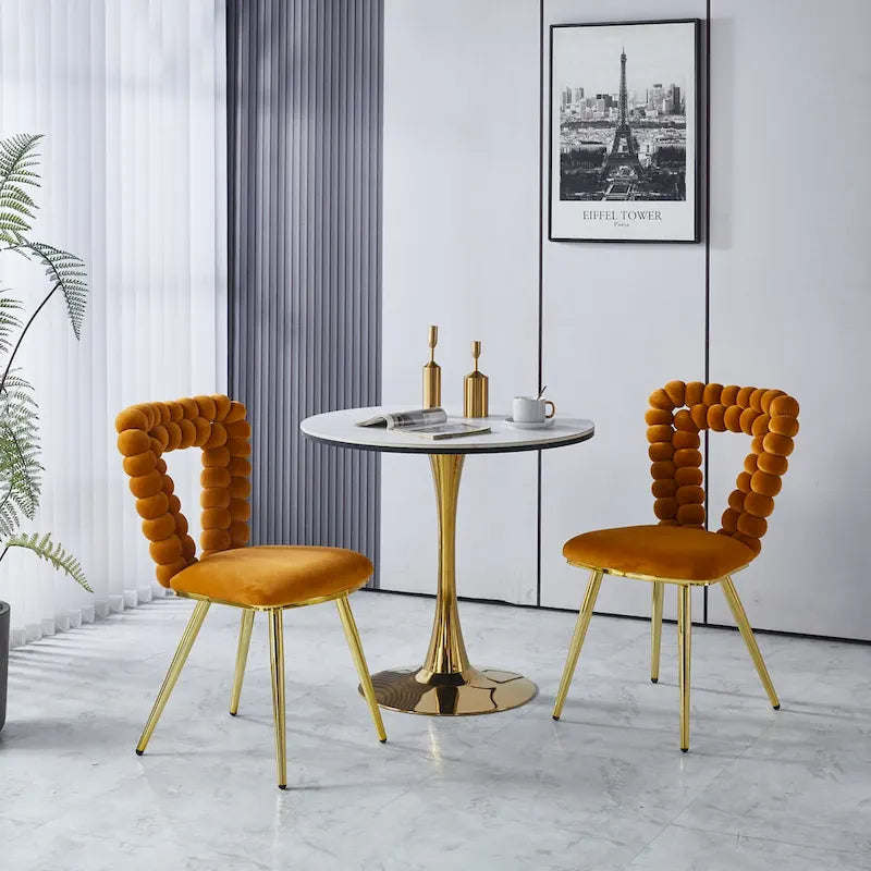 Fauteuil d'appoint rembourré dossier bullé avec pieds en métal doré