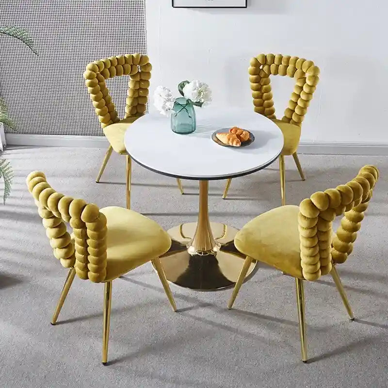Fauteuil d'appoint rembourré dossier bullé avec pieds en métal doré