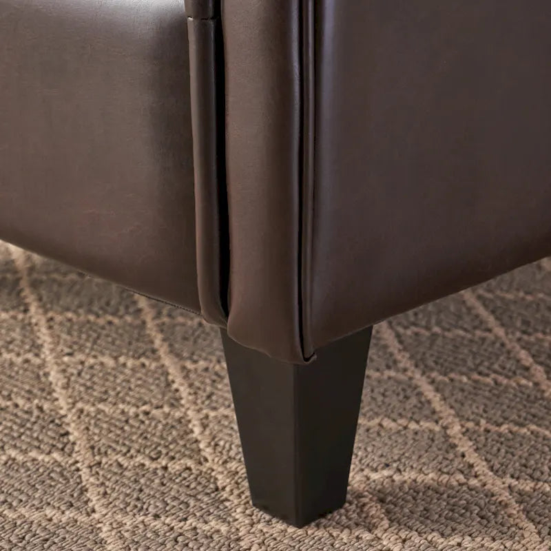 Fauteuil club capitonné en similicuir marron avec assise rembourrée