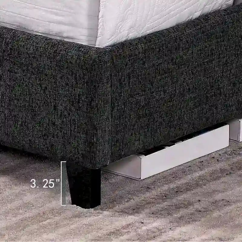 Lit plateforme rembourré gris foncé avec tête de lit capitonnée haute
