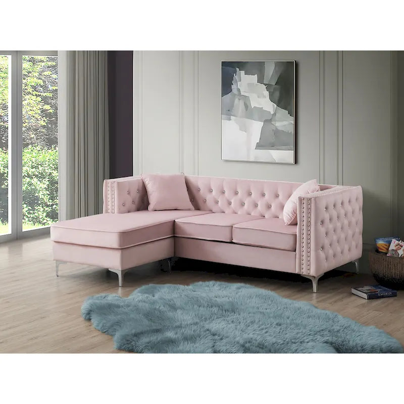 Canapé méridienne capitonné en velours avec clous décoratifs et pieds chromés
