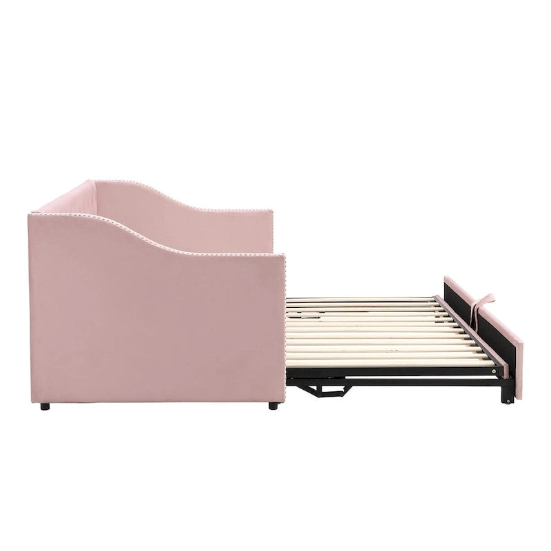 Lit de repos capitonné en velours touffeté avec dossier et accoudoirs cloutés, rose